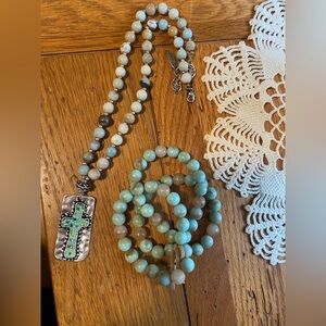 Plunder Aqua Beaded Necklace with Silver Cross Pendant & bracelet set.
